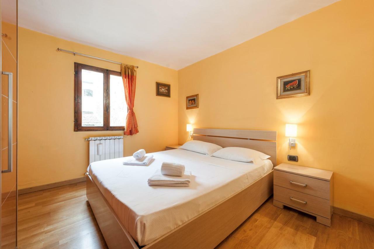 Like A Local In Oltrarno Apartment ฟลอเรนซ์ ภายนอก รูปภาพ